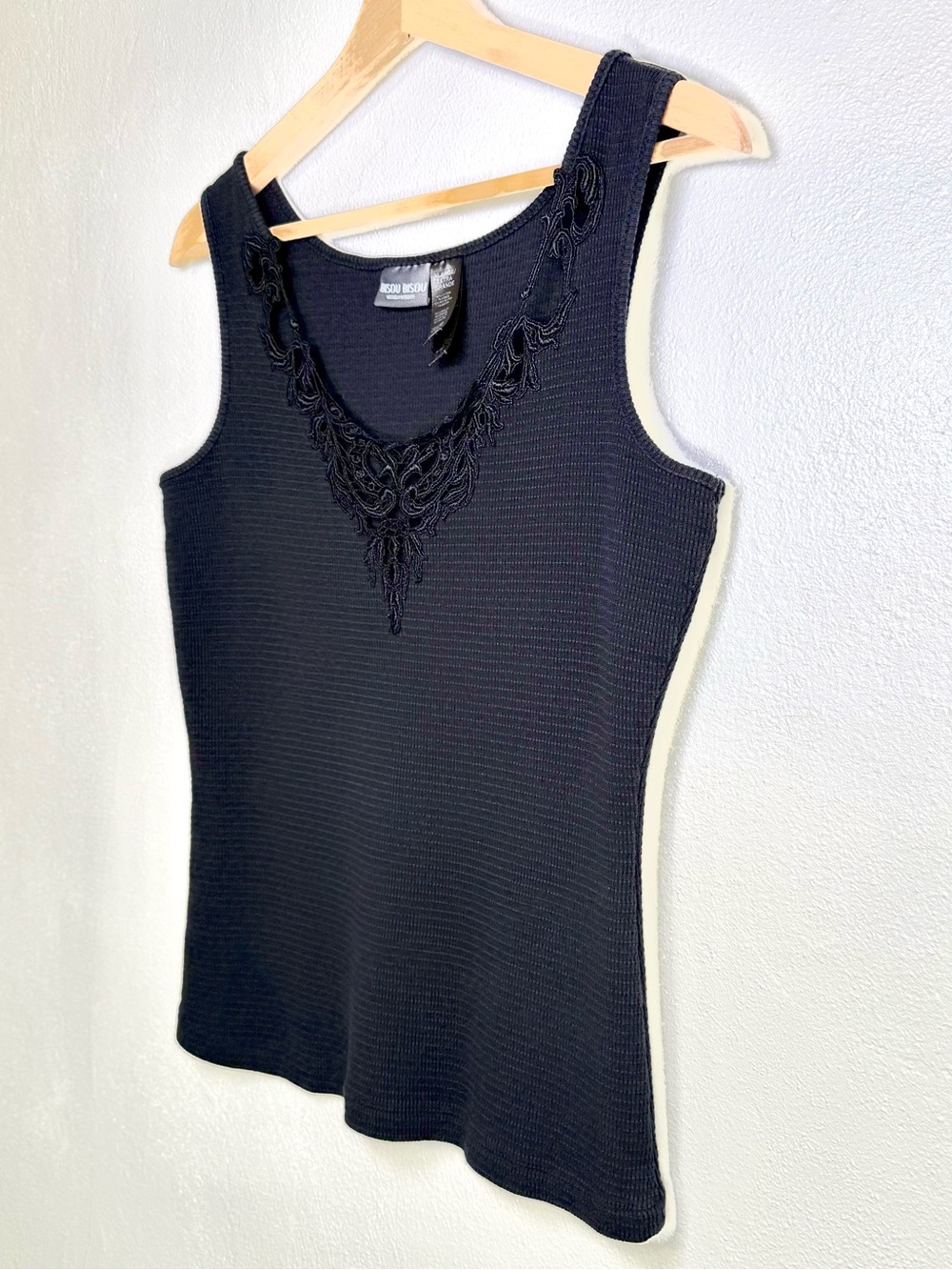 Bisou Bisou Women's Vintage Y2K Black Ribbed Knit Fitted Boho Tank Top Size XL - Picture 3 of 16